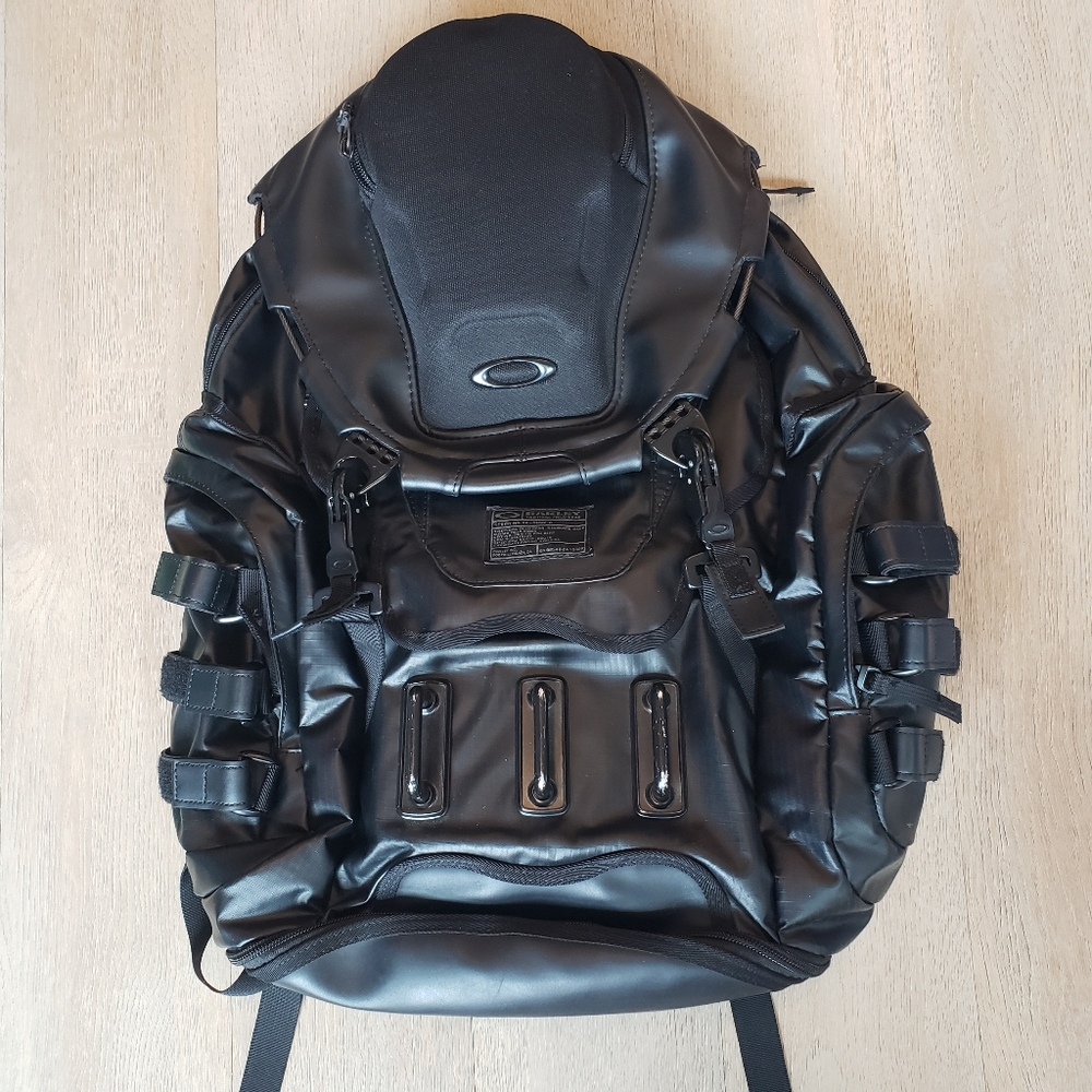 Y2K OAKLEY KITCHEN SINK BACKPACK Stealth Black Tactical Field Gear Day Pack FS
